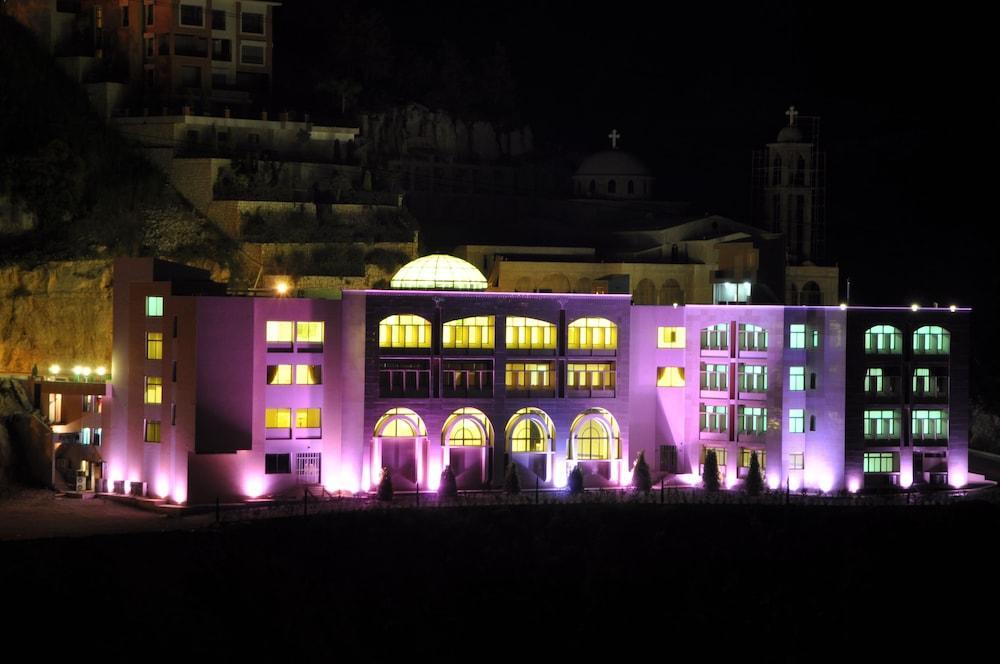 Liqaa Hotel Bejrút Kültér fotó