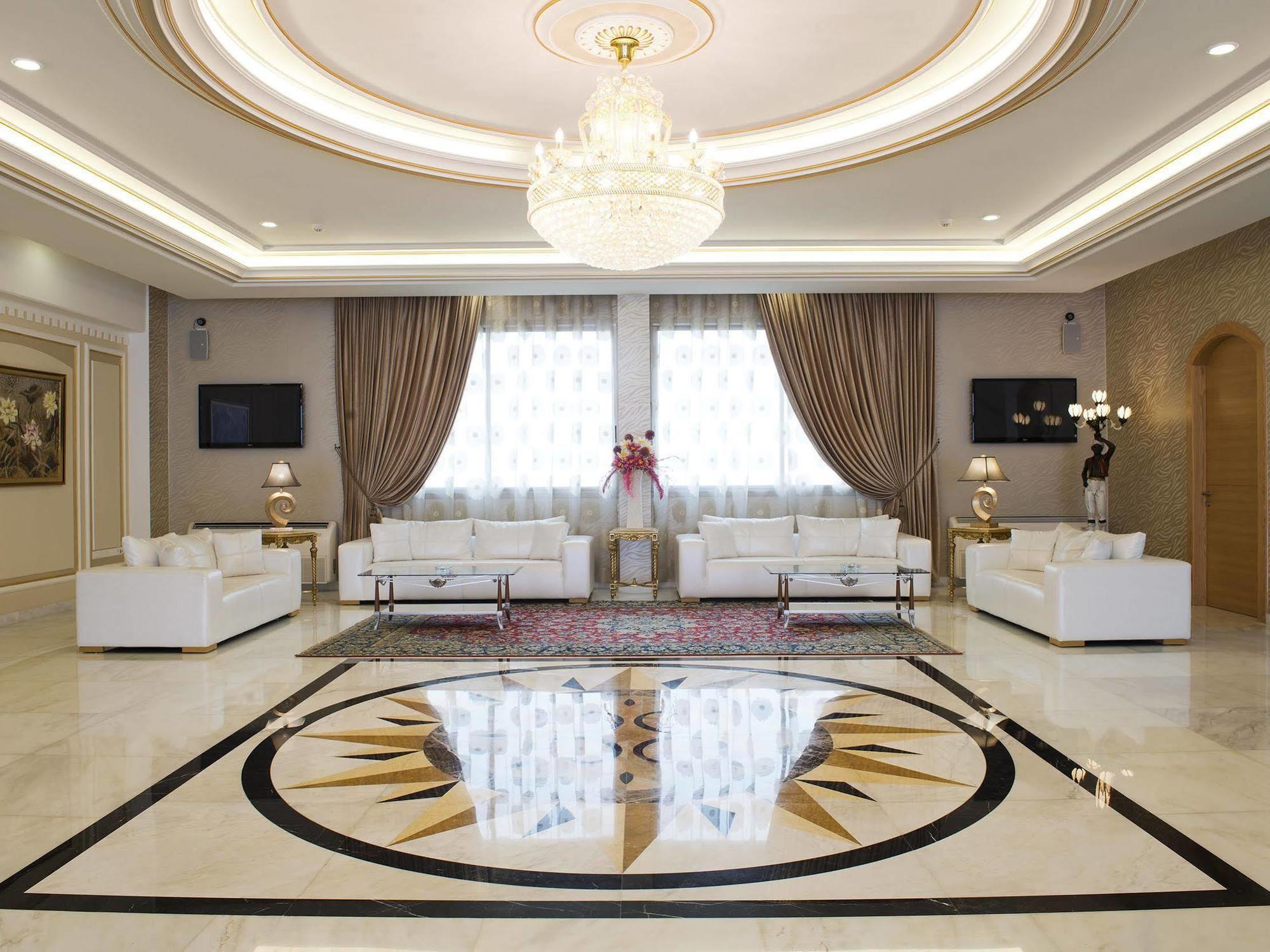 Liqaa Hotel Bejrút Kültér fotó